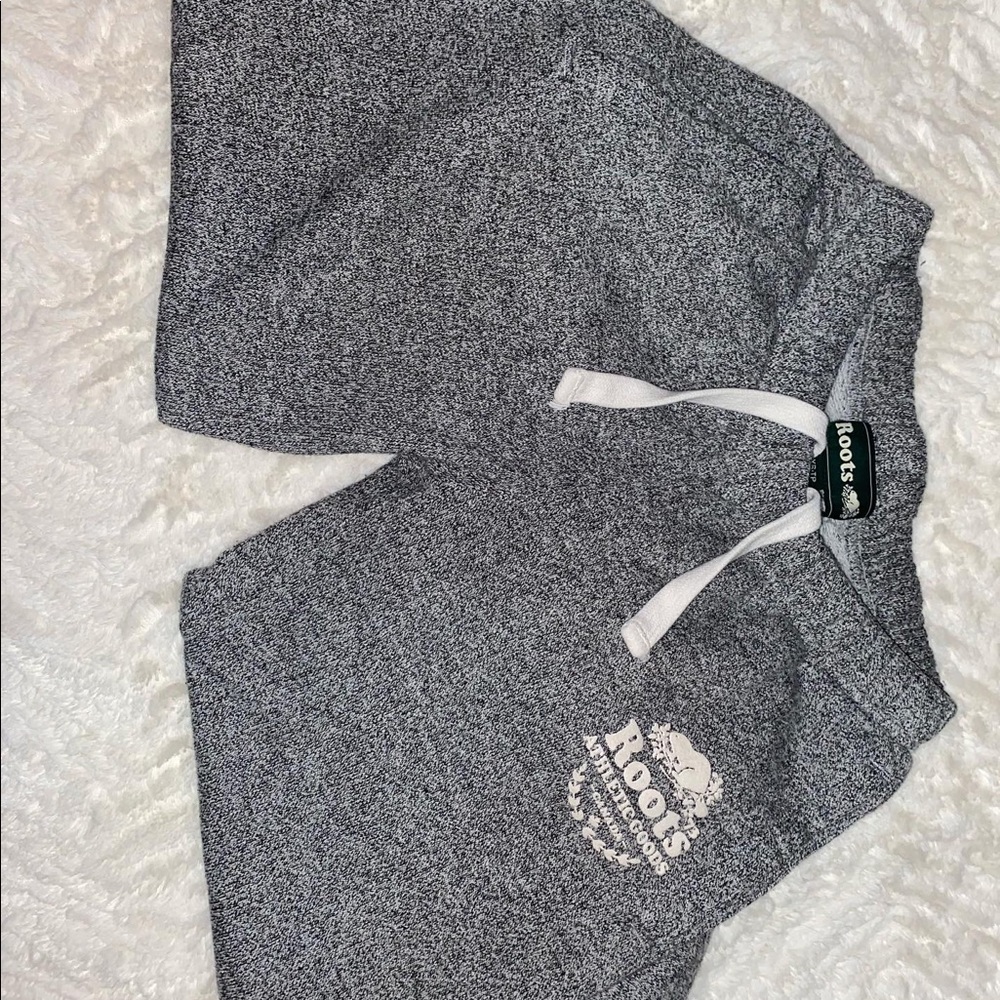 X-small roots pants